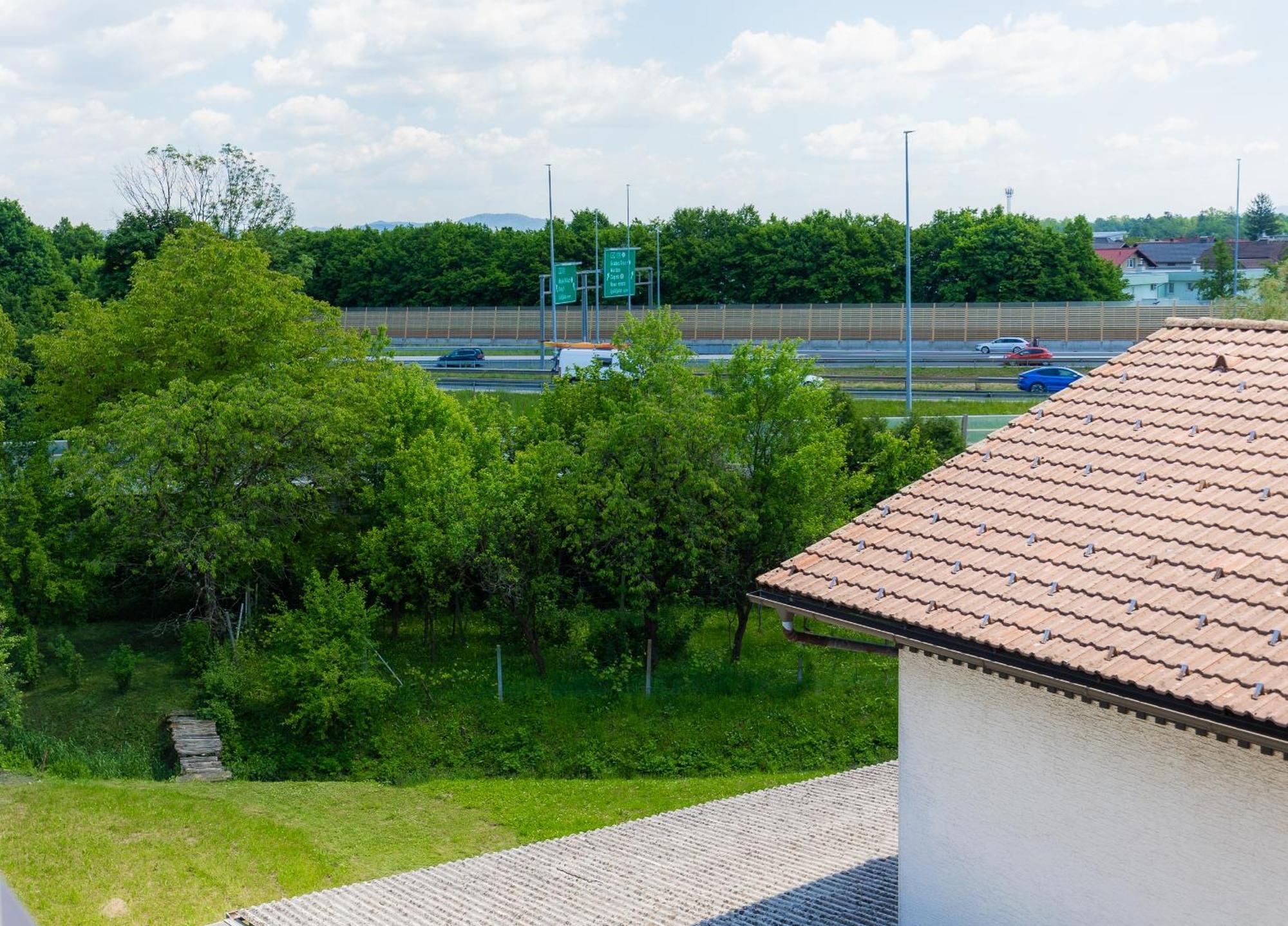 Rooms Kozarje Ljubljana Eksteriør billede