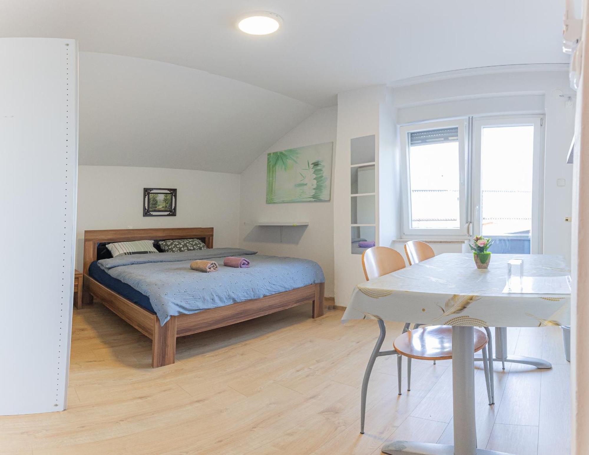 Rooms Kozarje Ljubljana Eksteriør billede