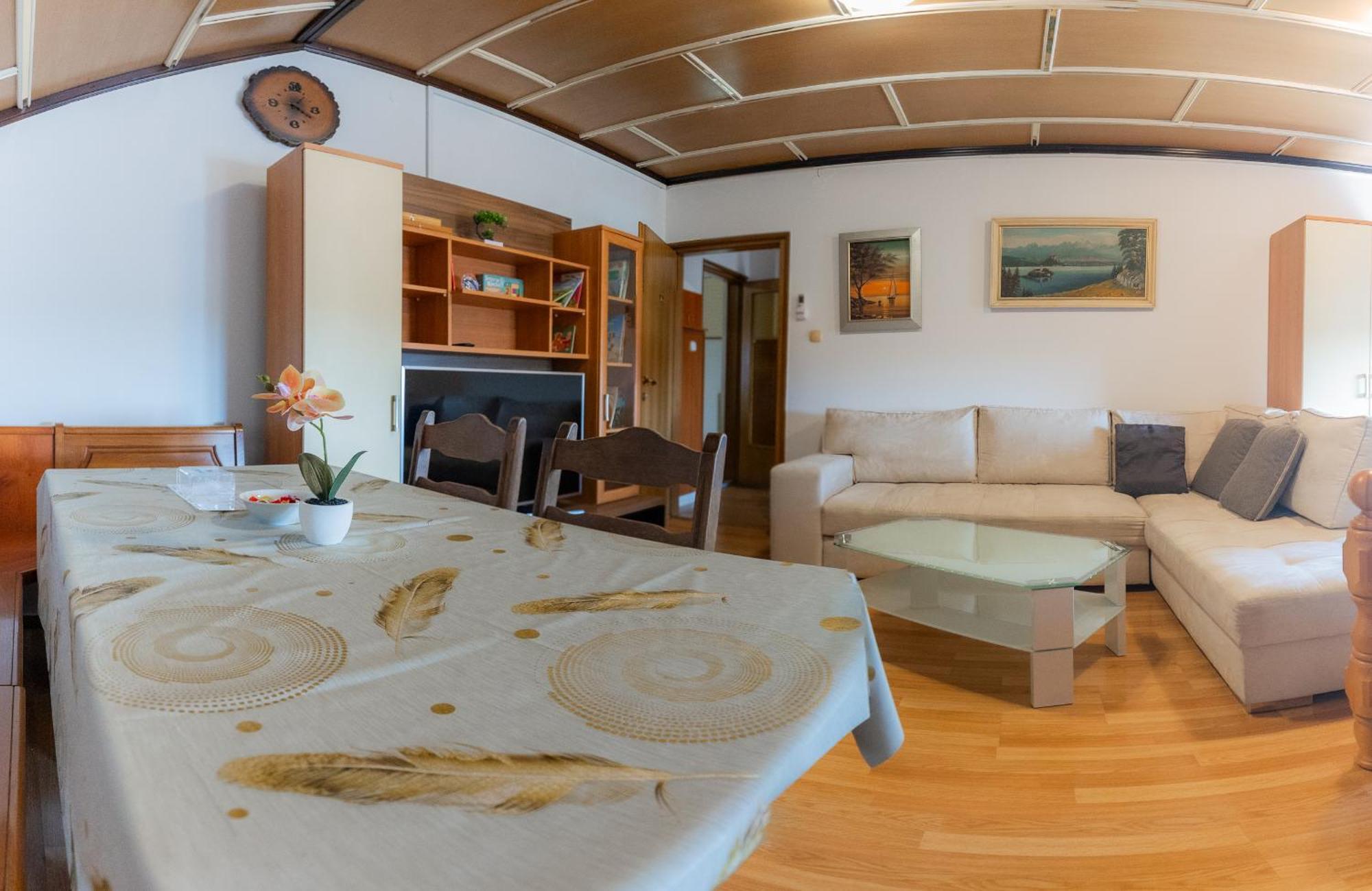 Rooms Kozarje Ljubljana Eksteriør billede