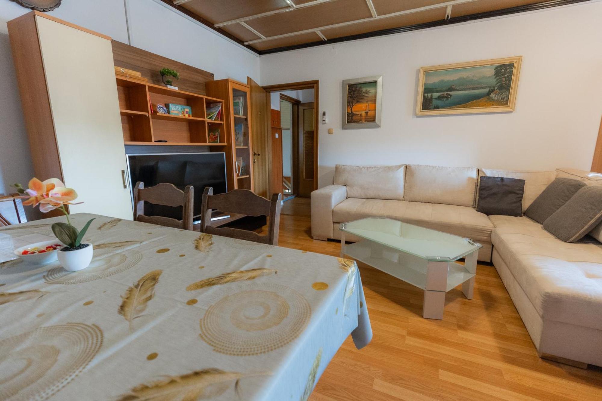 Rooms Kozarje Ljubljana Eksteriør billede