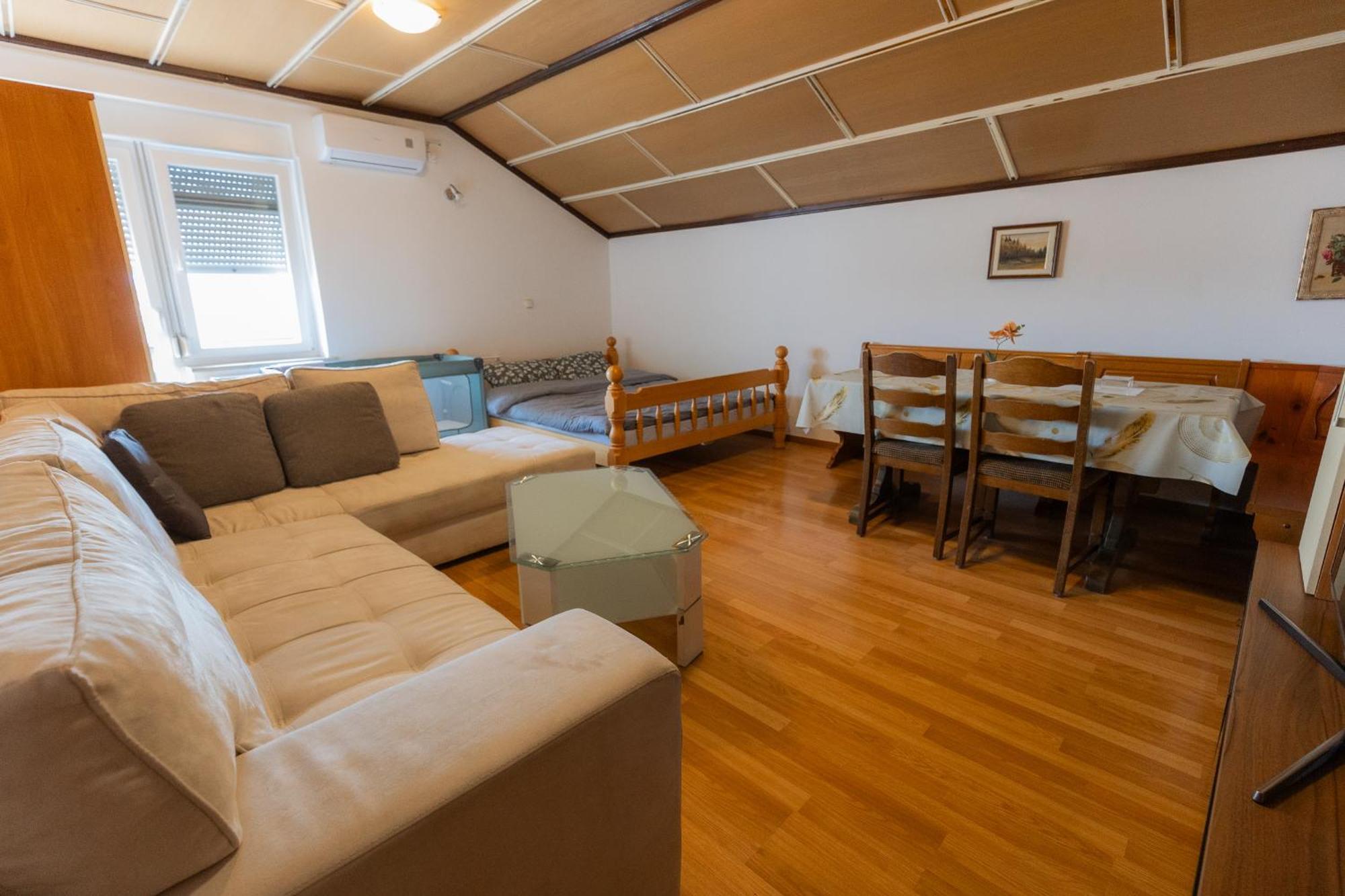 Rooms Kozarje Ljubljana Eksteriør billede
